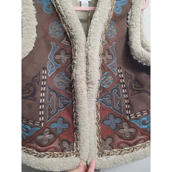 House of Harlow 1960 Embroidered Faux Shearling Vest One Size Boho Western - Picture 8 of 12